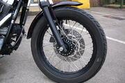 Picture 7 - 2005 Harley-Davidson FXDC Dyna EFi Custom Maroon 1450cc motorbike