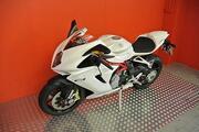 Picture 8 - MV Agusta F3 675 2012 model with only 20 miles motorbike