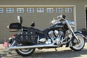 Picture 2 - 2015 Indian Chief Classic motorbike