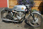 Picture 2 - 1954 BSA Gold Star project motorbike