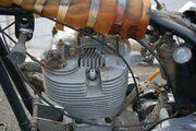 Picture 4 - 1954 BSA Gold Star project motorbike