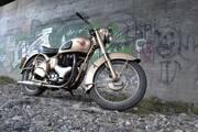 Picture 2 - BSA A10 Golden Flash 1952 motorbike