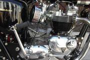 Picture 3 - Triumph Bonneville T120R 1971 motorbike