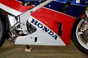 Picture 7 - 1990 Honda RC30 VRF750R motorbike