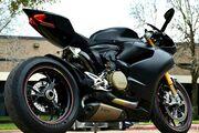 Picture 2 - 2014 Ducati Superbike, color Black motorbike