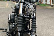 Picture 3 - 2019 Harley-Davidson Softail Street BOB FXBB 107ci 1745cc Vance&Hines Pristine motorbike
