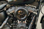 Picture 4 - 2019 Harley-Davidson Softail Street BOB FXBB 107ci 1745cc Vance&Hines Pristine motorbike