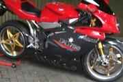 Picture 8 - MV Agusta F4 750 motorbike