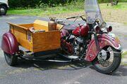 Picture 7 - 1946 Indian Chief, color Red motorbike