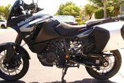 Picture 4 - 2019 KTM 1290 S motorbike