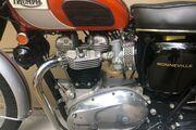 Picture 3 - 1969 Triumph Bonneville, in Orange motorbike
