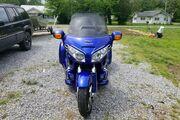 Picture 2 - 2005 Honda Gold Wing, color Blue motorbike
