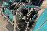 Picture 4 - 1947 Indian Chief in Blue motorbike
