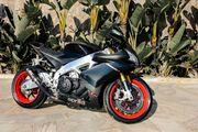 Picture 2 - 2018 Aprilia RSV4 RR motorbike