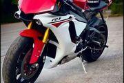 Picture 7 - Yamaha R1 2016, colour Red motorbike
