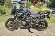 Picture 2 - 2018 Triumph Tiger 1200 XCA with triumph panniers and top box motorbike