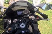 Picture 4 - 2015 Yamaha YZF-R motorbike