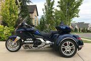 Picture 3 - 2019 Honda Gold Wing, color Blue motorbike