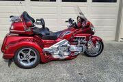 Picture 5 - 2010 Honda Gold Wing, color Red, Columbia, Maryland motorbike