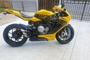 Picture 2 - MV Agusta F3 800 motorbike
