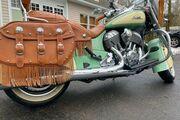 Picture 2 - 2017 Indian Chief Vintage Willow Green/Ivory Cream motorbike
