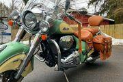 Picture 5 - 2017 Indian Chief Vintage Willow Green/Ivory Cream motorbike