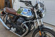 Picture 4 - 2017 Moto Guzzi V7 motorbike