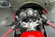 Picture 4 - 1985 Yamaha RZ500, color Red and White motorbike