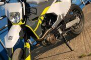 Picture 2 - 2020 Husqvarna 701 Supermoto motorbike