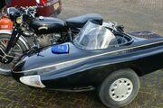 Picture 2 - Vincent Comet 1951 with sidecar motorbike