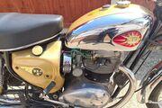 Picture 4 - BSA A65 Lightning, in colour Gold motorbike