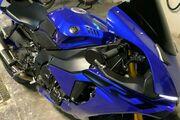 Picture 3 - 2019 Yamaha YZF-R R1 motorbike