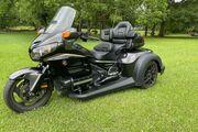 Picture 2 - 2016 Honda Gold Wing in Black motorbike