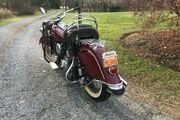 Picture 2 - 1948 Indian Chief, color Burgundy motorbike
