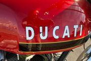 Picture 3 - 1972 Ducati 750GT in red motorbike