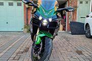 Picture 3 - Kawasaki H2 SX SE motorbike
