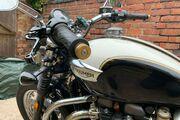Picture 8 - Triumph Bonneville Speedmaster 1200 motorbike