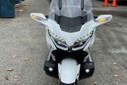 Picture 7 - 2020 Honda Gold Wing, White color motorbike