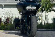 Picture 2 - 2017 Harley-Davidson Touring, Black color motorbike