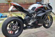 Picture 5 - Ducati Panigale V4 SP - 2021 1850 miles - Tracker fitted - £££ Extras motorbike