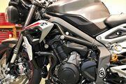 Picture 5 - Triumph Street Triple RS 765 motorbike