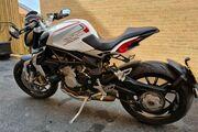 Picture 2 - 2014 MV Agusta Dragster 800cc, Quick shifter, Pearl White motorbike