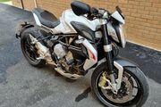 Picture 7 - 2014 MV Agusta Dragster 800cc, Quick shifter, Pearl White motorbike