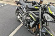 Picture 4 - 2020 Triumph Street Triple RS motorbike