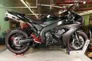 Picture 2 - 2006 Yamaha YZF-R motorbike