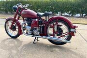 Picture 4 - 1949 Indian motorbike