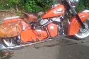 Picture 5 - 1953 Indian Chief, in Orange motorbike