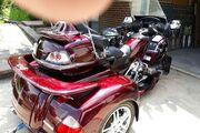 Picture 4 - 2007 Honda Gold Wing, Burgundy motorbike