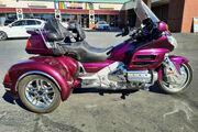 Picture 5 - 2004 Honda Gold Wing motorbike