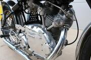 Picture 4 - 1950 Vincent Comet 499cc motorbike